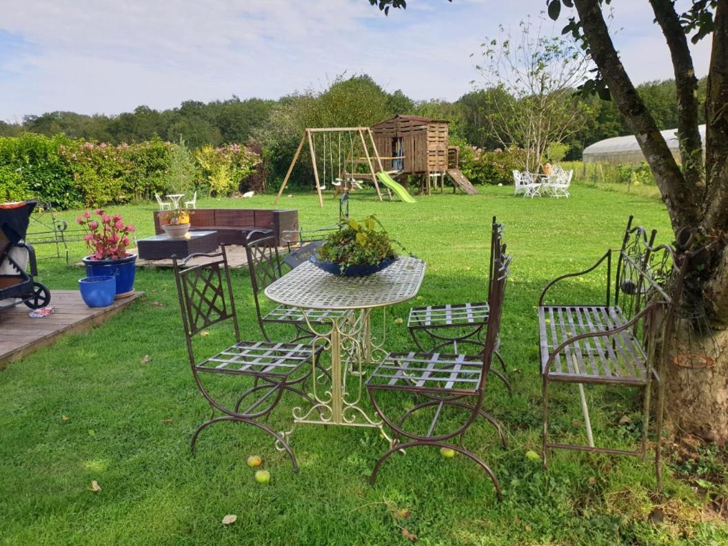 La Toulotte Chez Claire Et Christian Hotel Sancy-les-Provins Bagian luar foto